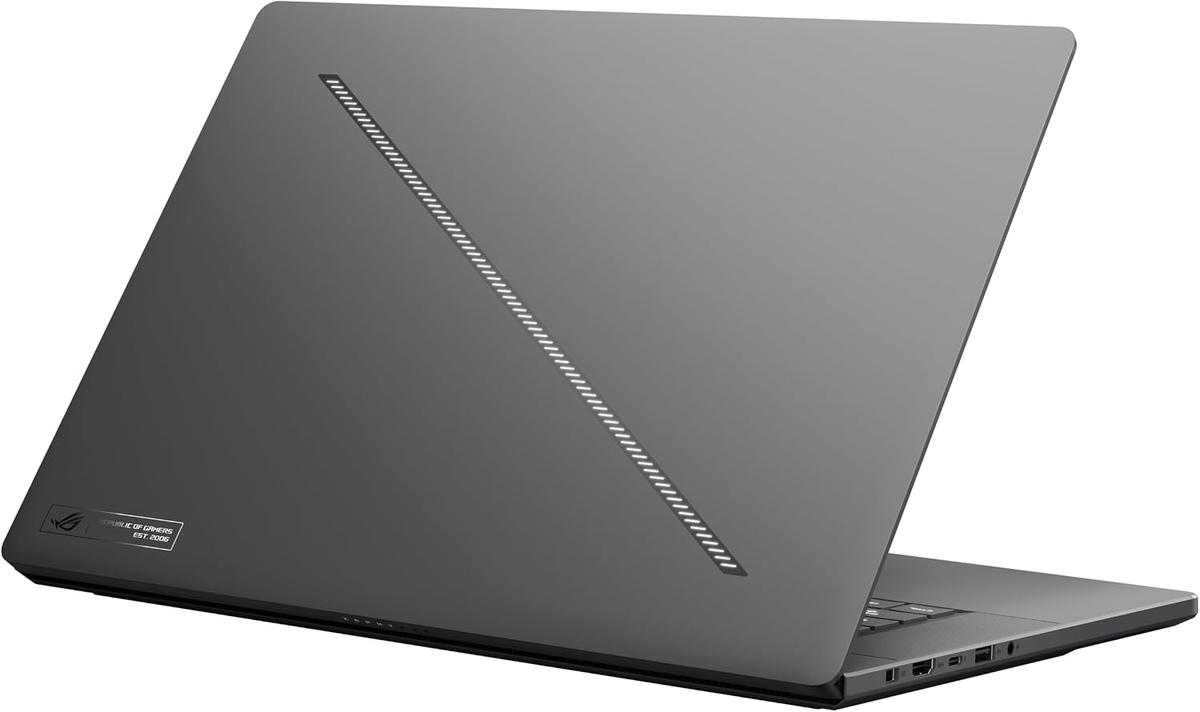 ASUS ROG Zephyrus G16 (GU605CX) – RTX 5090, 64 Go LPDDR5X